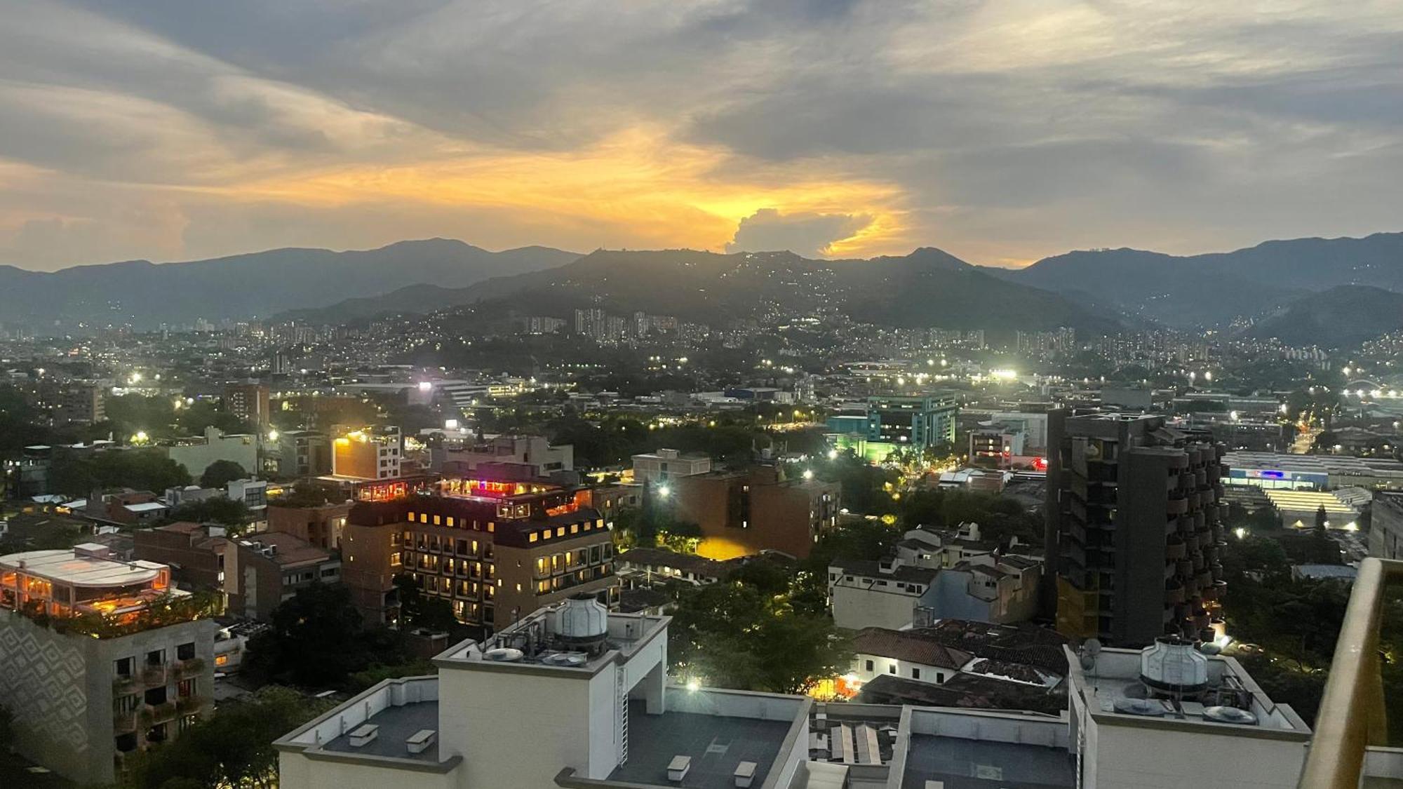 Apartmán Minimalist Design With Amazing View In Poblado Medellín Exteriér fotografie